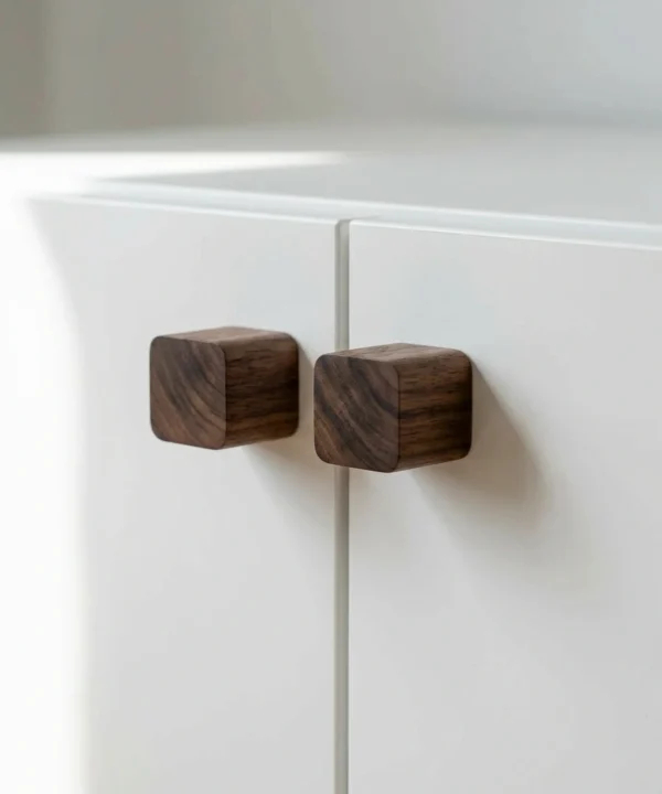 JK001 Knopp valnöt